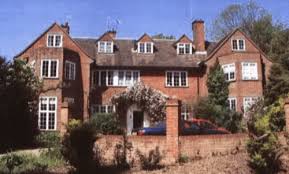 Chesham (/ˈtʃɛʃəm/, locally /ˈtʃɛsəm/, or /ˈtʃɛzəm/) is a market town and civil parish in buckinghamshire, england. Chesham Bois Place Amersham Museum