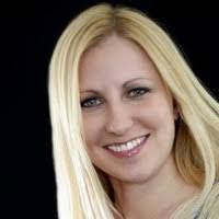 Kelly Brink's Instagram, Twitter & Facebook