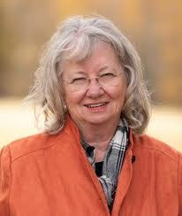 Karla Richardson's Instagram, Twitter & Facebook