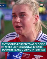 The only man to win three World Cups. Football will never be the same  again. RIP Pele. 💛💚