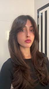 Chelsea Archer's Instagram, Twitter & Facebook