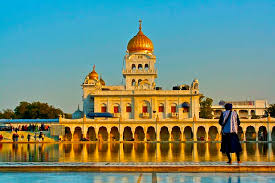 Gurudwara Bangla Sahib Delhi: Timings, Nearest Metro Station, Parking, Room  Booking, Entry Fee, History, Langar Timings, Best Time To Visit, Images,  Closing Time, Location, Contact Number & Address 2024 Traveller Scribe