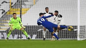 Последние твиты от chelsea fc (@chelseafc). Mount Strikes As Chelsea Edge 10 Man Fulham Sabc News Breaking News Special Reports World Business Sport Coverage Of All South African Current Events Africa S News Leader