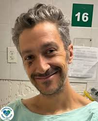 💔 SE BUSCA A GONZALO MARCO CONSEJO HUBP 💔 Gonzalo, 43 años, de complexión  delgada, tez morena clara, ojos café claro, cabello entrecano quebrado y  rostro ovalado, fue visto por última vez