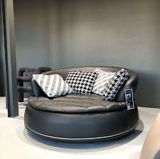 With the work of generations family nieri has built, from nothing, a production which today has an international feel. Pin Pa Mebel Furniture