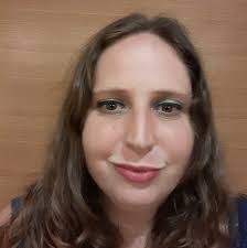 Katy Amos's Instagram, Twitter & Facebook