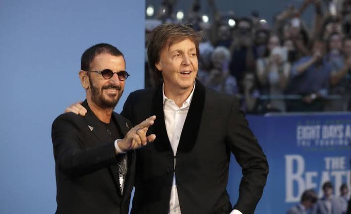 Paul McCartney and Ringo Starr reunite onstage in London - Los Angeles Times