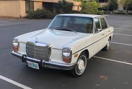 4 speed trans with a 3.92 rear ratio. 1973 Mercedes Benz 220d 4 Speed Mercedes Benz Sedan Mercedes Benz Benz