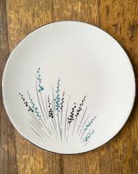 Knowles Fantasy Six Piece Bread Plate Set The Blue And Black Floral Design On E Potterypaintingdesigns Vitray Tasarimlari Seramik Sanati Kavanoz Projeleri