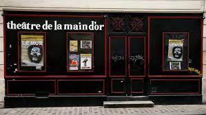 Dieudonné pris en étau par la justice ne représente plus une source de revenus stable pour le théâtre de la main d'or, donc ils se mettent eux aussi à. Les Proprietaires Du Theatre De La Main D Or Souhaitent Expulser Dieudonne