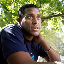 Singer Mikaben has died aged 41