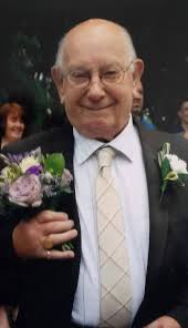 Can someone help me edit photos from 1983?