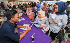Selamat tahun baru 2019 kepada semua pembaca mypt3. 350 000 Akaun Bank Baru Dibuka Untuk Bantuan Sara Hidup Free Malaysia Today Fmt