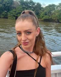 Cristiane Costaneski (@criscostaneski) • Instagram photos and videos