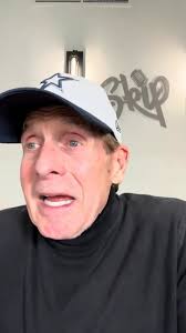 I HATE THE EAGLES AND THEY’RE GOING TO WIN THE SUPER BOWL.