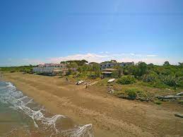 Agriturismo vicino al mare in tutta la toscana. Villino Sul Mare Casa Vacanze Di Fronte Alla Spiaggia