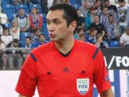 Vicepreședintele comisiei centrale a arbitrilor, alexandru deaconu, a susținut, astăzi, la baza sportivă a academiei gheorghe hagi, un curs de instruire la care au participat antrenorii și jucătorii fc viitorul. Sport Local Sebastian Gheorghe Se Afla Printre Arbitrii Testati De Comisia Centrala A Arbitrilor Monitorul De Suceava MarÅ£i 23 Ianuarie 2018