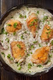 Fur Geniesser Hahnchen Pfanne Mit Pilzrahmsosse Rezept Pilzrahmsosse Fleisch Gerichte Hahnchenbrust