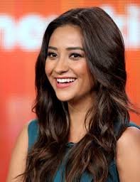 Gwyneth Paltrow's Goop Inspires Famous Imitators