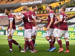 Burnley (/ ˈ b ɜːr n l i /) is a town in lancashire, england, with a 2001 population of 73,021. Burnley Fans Call For Summer Investment After Preposterously Poor Showing In Recent Transfer Windows Burnley Express