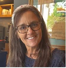 Lynne Hurley's Instagram, Twitter & Facebook