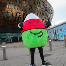 Wednesday, 15 july 2020 birmingham 2022 has launched a competition to find a child to design the official mascot for the commonwealth games in two years' time. Mistar Urdd To Lead Welsh Team In The Commonwealth Games North Wales Live