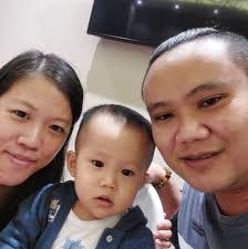 Bernard Kang updated his profile picture.