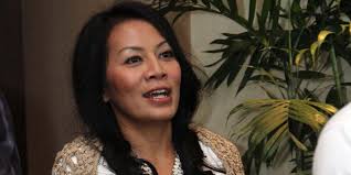 Sebelum Tidur, Dewi Lestari Luangkan Waktu Bersama Anak