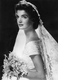 Fewer than three weeks later, jackie gave birth. Von Jacqueline Kennedy Zu Jackie O Baronissima Blog