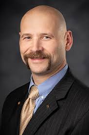 Henry Dillon's Instagram, Twitter & Facebook