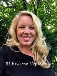 Catherine Burge's Instagram, Twitter & Facebook