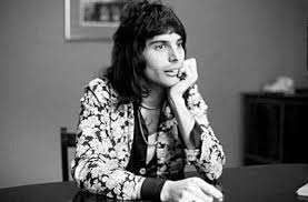 28 years ago freddie took his last breath in jim' arms, his husband. Freddie Mercury Wiki Jung Fotos Abstammung Schwull Oder Hetero Entertainmentwise
