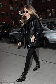 Gigi Hadid Rocks Fur Lined Leather Jacket In New York City Gigi Hadid Outfits Hadid Style Gigi Hadid Street Style