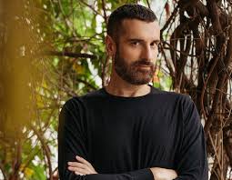 Costantino della gherardesca, all'anagrafe costantino della gherardesca verecondi scortecci (roma, 29 gennaio 1977), è un conduttore televisivo, opinionista e conduttore radiofonico italiano. Costantino Della Gherardesca Snobba Potenziali Pretendenti Trash Italiano