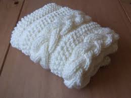To keep it unisex i used a creamy colour. 8 Easy And Cool Cable Knitted Baby Blanket Patterns Sizzle Stich