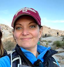 About Hi Friends It's Laura