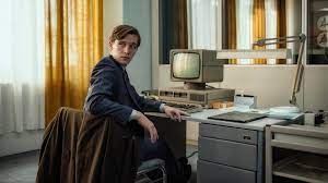 Martin rauch experiences the fall of the berlin wall in november 1989 during his activities as an east german spy. Deutschland 89 Start Date Plot Details And Everything You Need To Know What To Watch