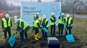 De oosterweelverbinding gaat om het sluiten van de ring om antwerpen en het verbeteren van de doorstroming en inpassing van de bestaande ring. Oosterweel Niet Klaar In 2025 Maar In 2030 De Tijd