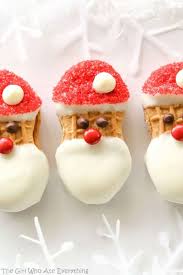 I like to have fun, make fun things…you know, create stuff! Santa Claus Cookies The Girl Who Ate Everything