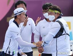 오진혁(吳眞爀, 1981년 8월 15일 ~ )은 대한민국의 양궁 선수이다. End3luzq0isygm