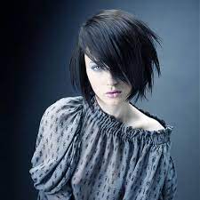 Combining gothic and rock, spike the hair on the top and allow straight fringes and bangs to fall on your face. 50 Cool Ways To Rock Scene Emo Hairstyles For Girls Hair Motive