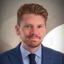 Brian Suh's Instagram, Twitter & Facebook