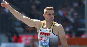 There are some technical problems which i have to fix right now. Johannes Vetter Meldet Sich Mit 86 94 Metern Fit Leichtathletik De