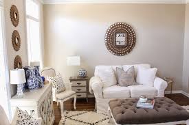 Cream And White Living Room A Must V