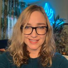 I learned something new today. Googled a brand name query like Sugar  Cosmetics, and the first result looks like an organic listing. No  “Sponsored” label. But click it, and the URL looks