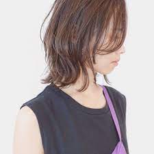 黒髪だってミディアムレイヤーで脱マンネリ 2020年冬おすすめスタイルまとめ hair ショートのヘアスタイル 美髪 ナチュラルヘアスタイル