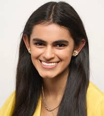 ✨ Meet Scholar Alumna Alexi Cortez, BBA '18, Life Member! ✨ After  graduating from UT, Alexi stayed in Austin and began her career at Facebook  as an account manager