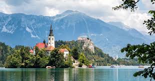 Reiseführer vom malerischen ferienort bled am gleichnamigen bleder see in slowenien. 8 Amazing Things To Do In Lake Bled Slovenia Earth Trekkers