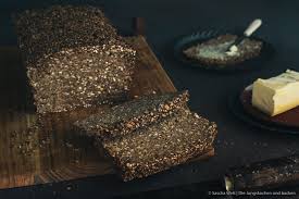 #schwarzbrot #kamala khan #ms marvel #colour palette meme #i hope this is ok sandra ahhh tweetin' with schwarzbrot this morning about a fma bucky/steve au where after steve's mother. Schwarzbrot