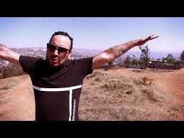Arte elegante no está entre los 500 artistas más apoyados y visitados de esta semana, su mejor puesto ha sido el 462º en junio de 2020. Arte Elegante Dale Tu Corte 2020 Video Desazte Rap Hip Hop Blog